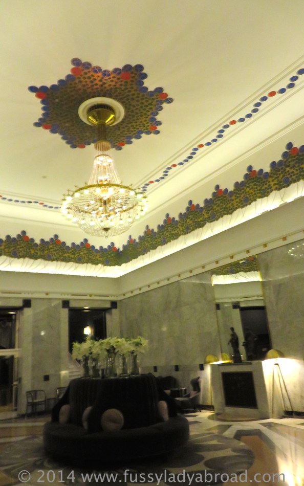 art deco ceiling column bar bristol warsaw